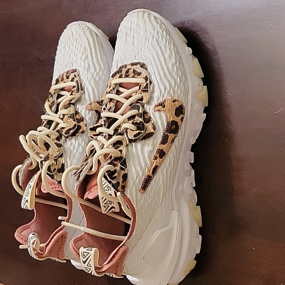 Nike React Vision Size 8